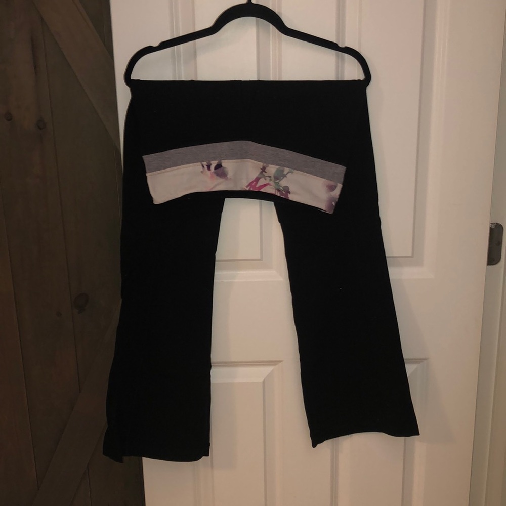 Lulu lemon workout pants